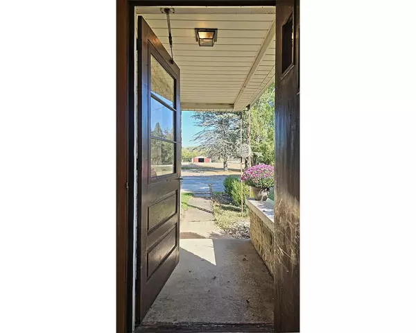 Two Rivers, WI 54241,8912 State Highway 147