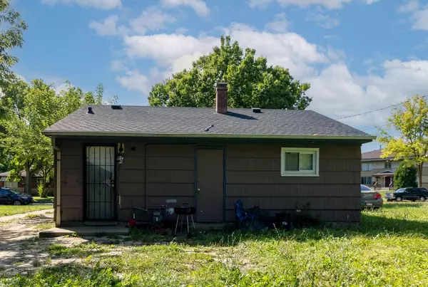 Milwaukee, WI 53218,5724 N 62nd STREET