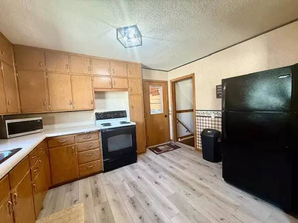 Caledonia, MN 55921,524 Kingston STREET N