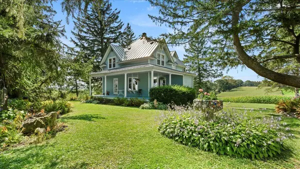 E8287 E Ridge ROAD, Westby, WI 54667