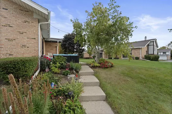 Cedarburg, WI 53012,W54N114 McKinley COURT