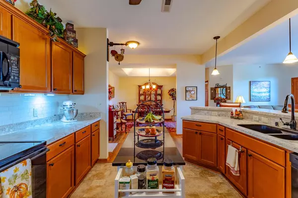 Hartford, WI 53027,230 Hilldale DRIVE #1108