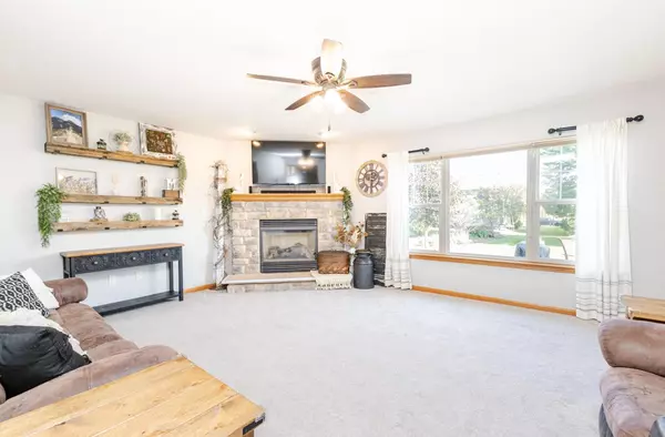 Waukesha, WI 53189,3823 Valley Creek DRIVE