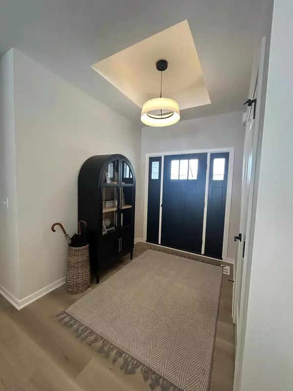 Sussex, WI 53089,N55W25282 Crescent Hill DRIVE