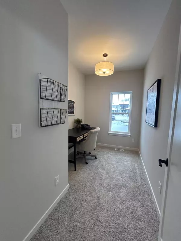 Sussex, WI 53089,N55W25282 Crescent Hill DRIVE