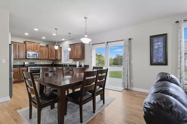 Lannon, WI 53046,21679 S Weather Edge CIRCLE