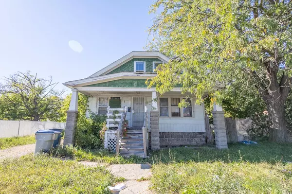 4855 N Hopkins STREET, Milwaukee, WI 53209