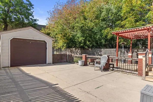 Milwaukee, WI 53207,2649 S Fulton STREET