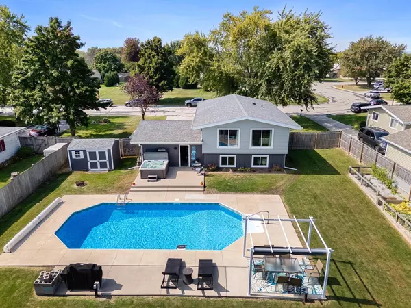 130 Lilac LANE, Belgium, WI 53004