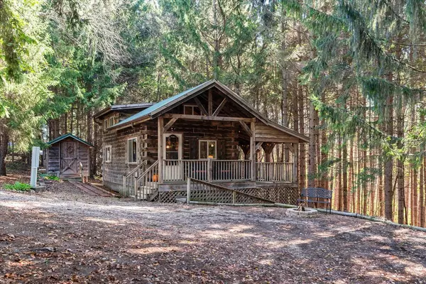 S6901 Geesa ROAD,  De Soto,  WI 54624