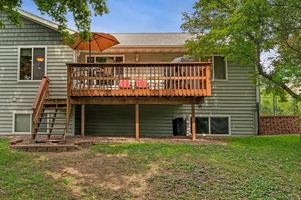 Holmen, WI 54636,2026 Crooked AVENUE