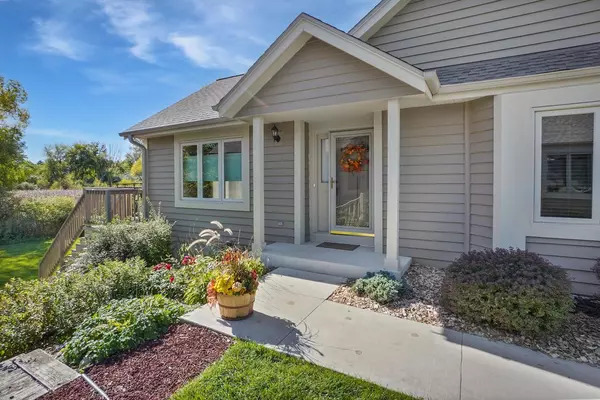 Pewaukee, WI 53072,W243N2280 Deer Park DRIVE #A