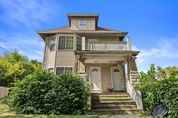 3119 N 26th STREET #3121, Milwaukee, WI 53206