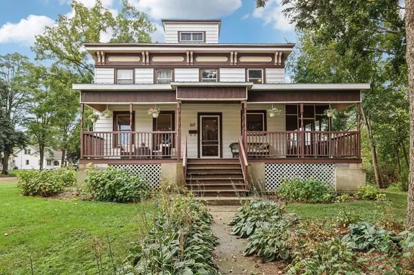 Elkhorn, WI 53121,217 S Lincoln STREET