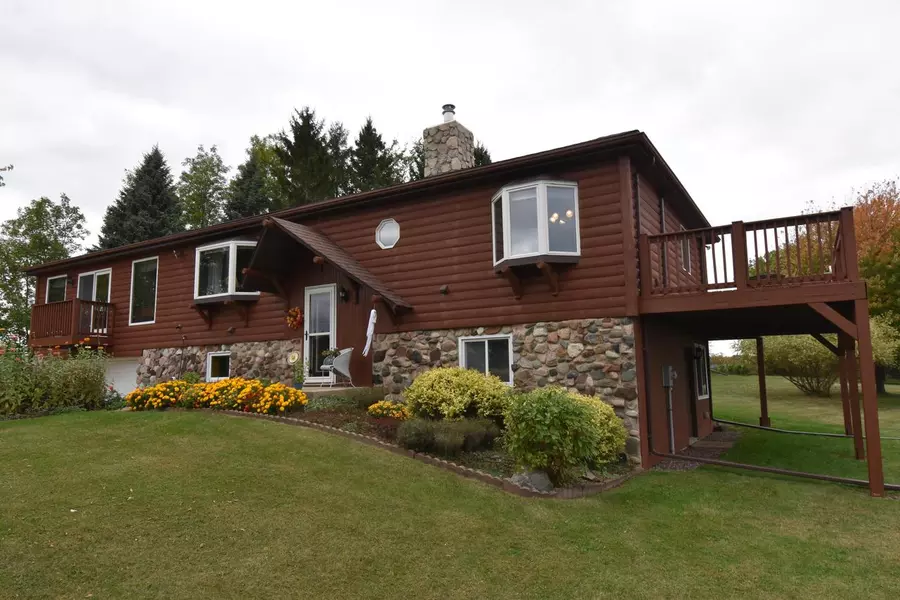 3099 W St Killian DRIVE, Campbellsport, WI 53010