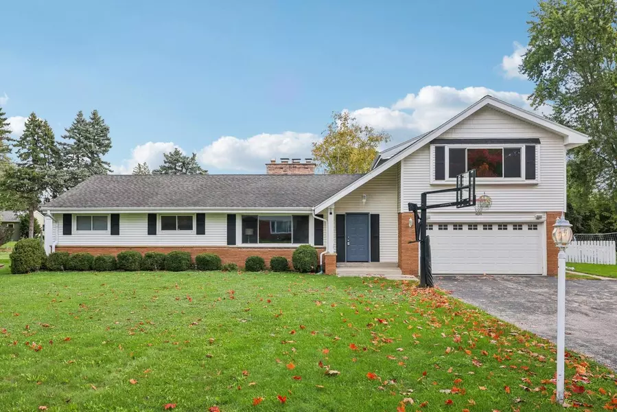 200 N 165th STREET, Brookfield, WI 53005