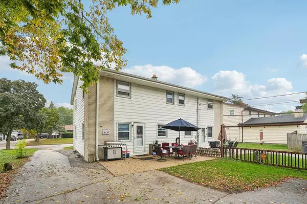 Waukesha, WI 53188,1223 Wilshire PLACE