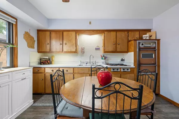 West Allis, WI 53227,2343 S 95th STREET