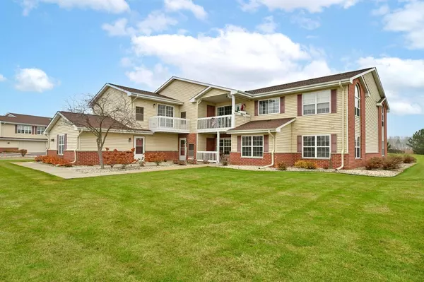 Salem, WI 53168,25151 87th STREET #11-3