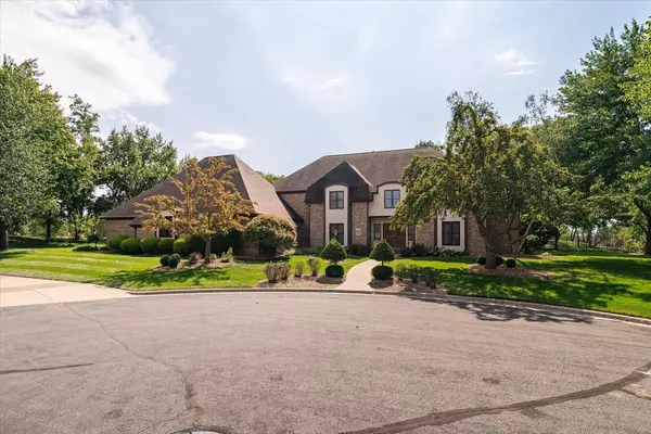 636 L Hauser ROAD, Onalaska, WI 54650