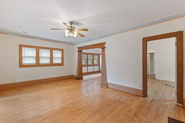 Milwaukee, WI 53208,1607 N 52nd STREET #1609