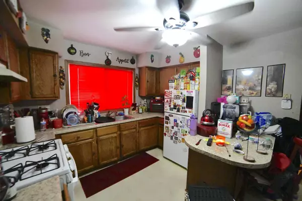 West Allis, WI 53219,2104 S 71st STREET