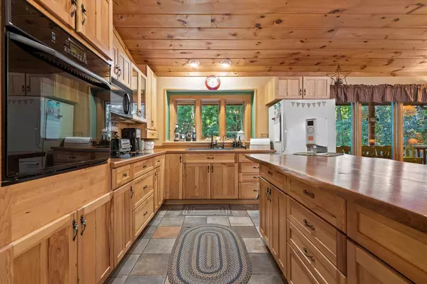 Mukwonago, WI 53149,S98W32854 Genevieve DRIVE