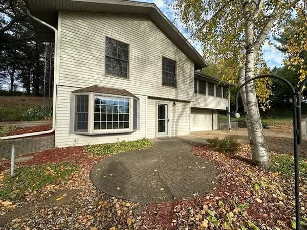 Cambridge, WI 53523,W8908 US Highway 18