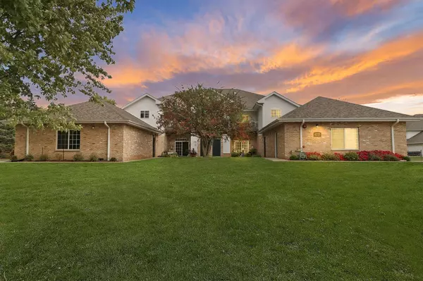 4225 Taylor Harbor E #4, Racine, WI 53403