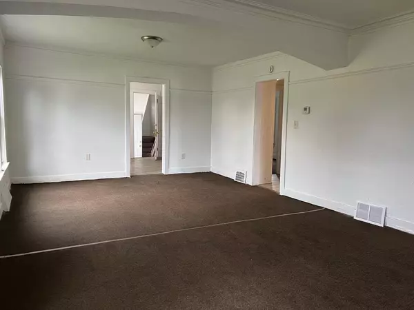 Milwaukee, WI 53210,2907 N 35th STREET