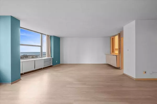 1610 N Prospect AVENUE #504, Milwaukee, WI 53202