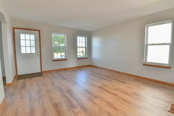 Kenosha, WI 53144,4113 35th AVENUE