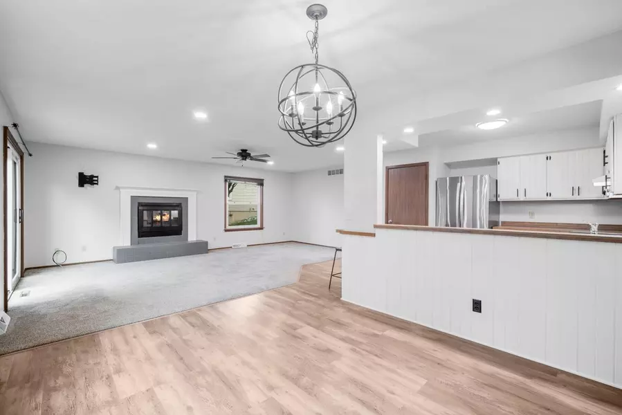 636 WESTRIDGE DRIVE #B5-3, West Bend, WI 53095