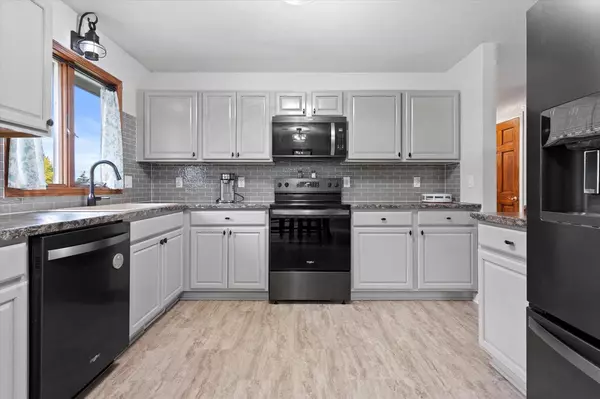 Hartford, WI 53027,113 Kerri Ann COURT