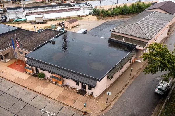 La Crosse, WI 54601,1613 Chase STREET