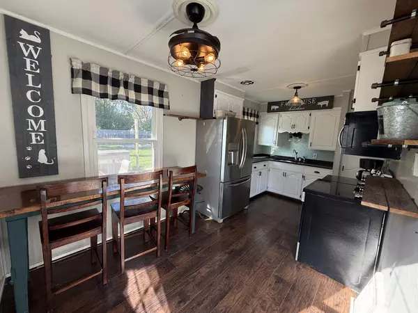 Grafton, WI 53024,1135 8th AVENUE