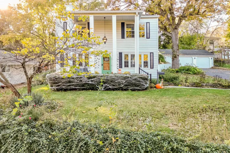 1516 Pleasant View AVENUE, Waukesha, WI 53188