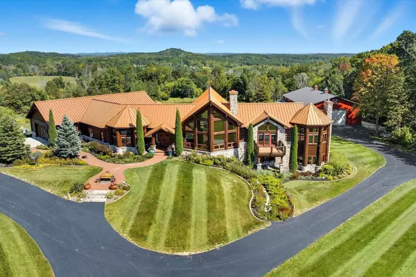 Hubertus, WI 53033,5674 State Highway 167