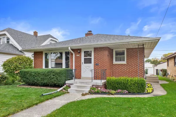 3820 E Carpenter AVENUE, Cudahy, WI 53110