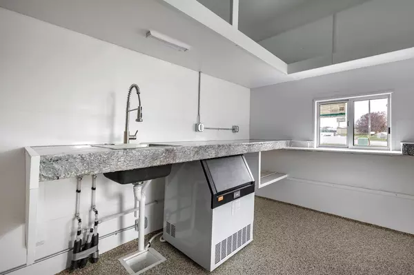 Holmen, WI 54636,3927 Circle DRIVE #Suite C