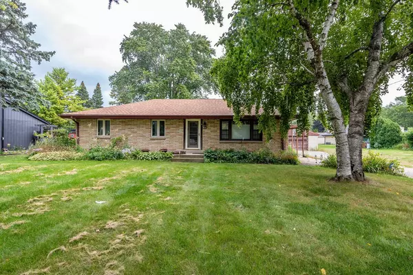 8974 S Chicago ROAD, Oak Creek, WI 53154