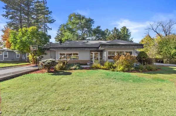 Genoa City, WI 53128,905 Carter STREET