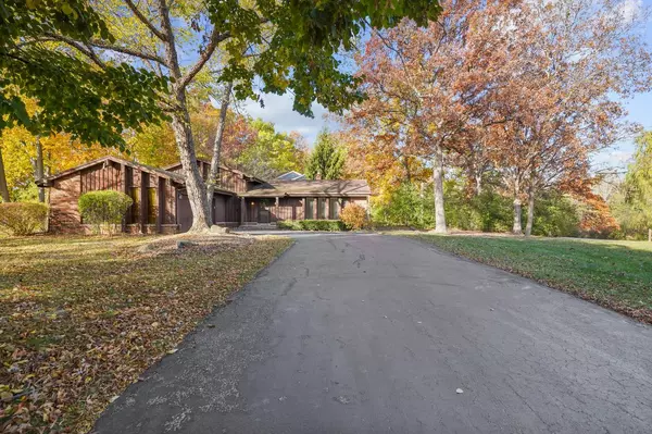 Pleasant Prairie, WI 53158,10010 32nd AVENUE