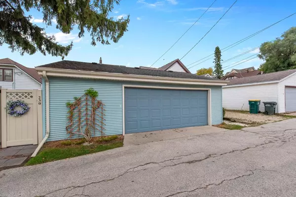 West Bend, WI 53095,230 N 7th AVENUE