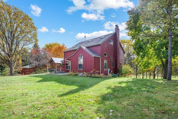 Wales, WI 53183,215 Criglas ROAD