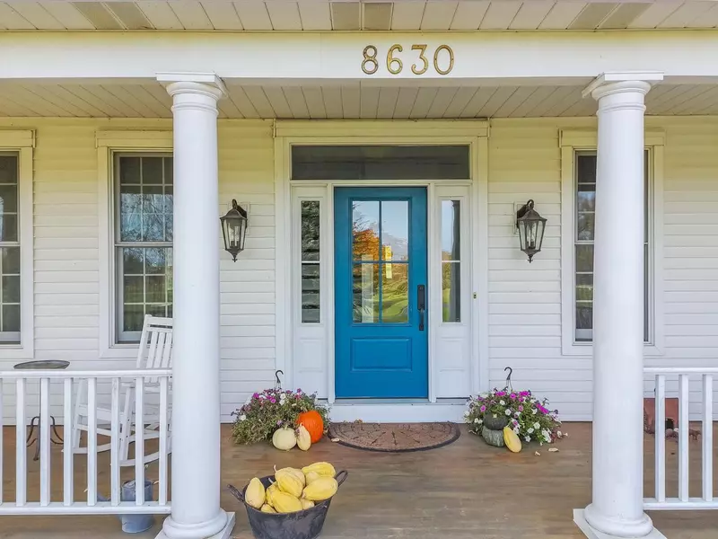 8630 Fox River ROAD, Burlington, WI 53105