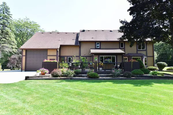 Menomonee Falls, WI 53051,W148N7497 Woodland DRIVE