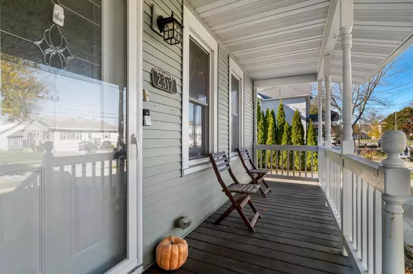 Two Rivers, WI 54241,2317 10th STREET