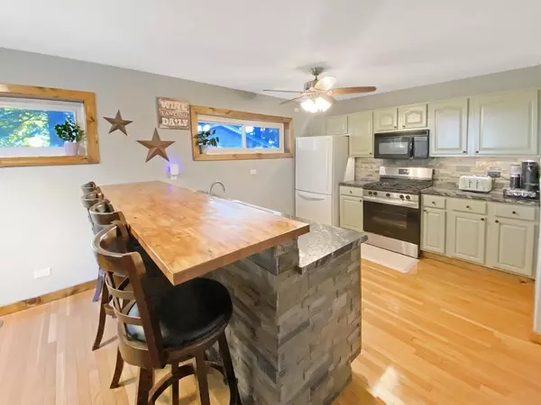 Clinton, WI 53525,515 Johnson AVENUE