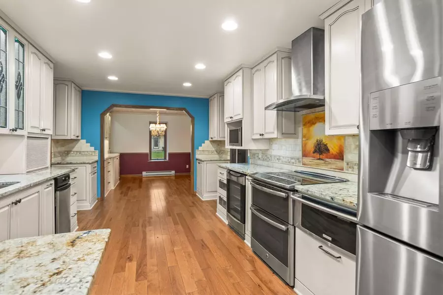 4440 Lilly ROAD, Brookfield, WI 53005